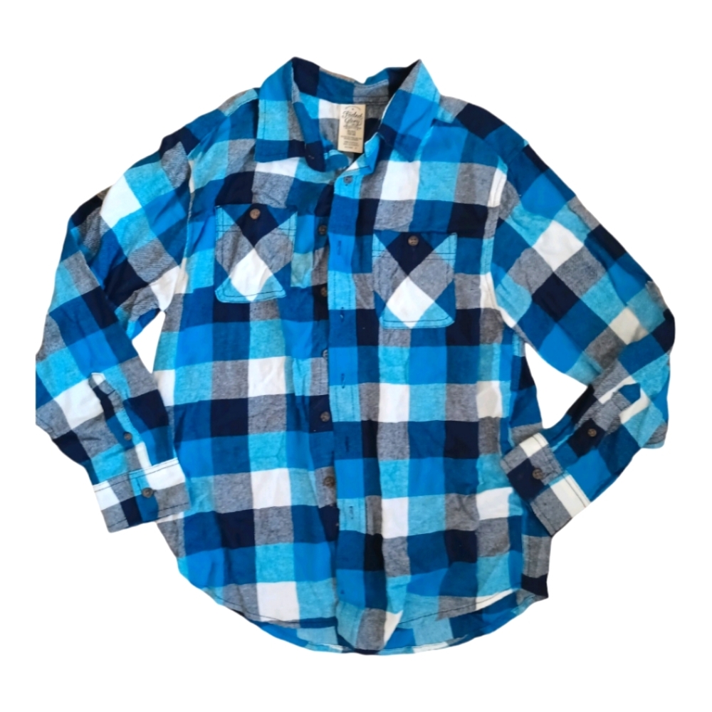 Blue & White Plaid Button Down Flannel ❤️